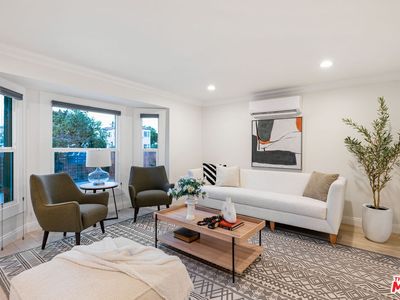 1788 W 24th St, Los Angeles, CA, 90018