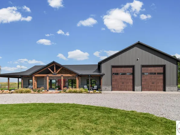 1901 E Rustic Way, Clinton, MO 64735