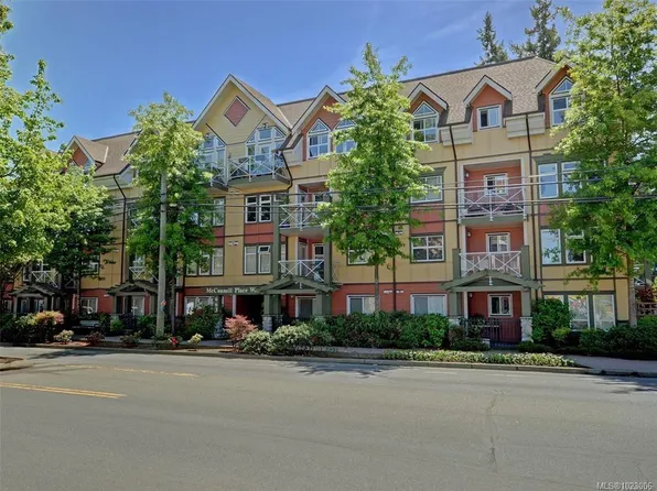 663 Goldstream Ave #306, Langford, BC V9B 2W9
