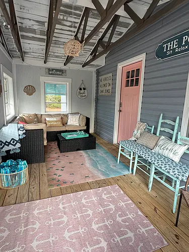 110 Chub St Photo 1