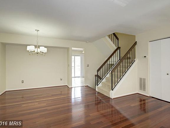 2nd image of 3352 Buckeye Ln