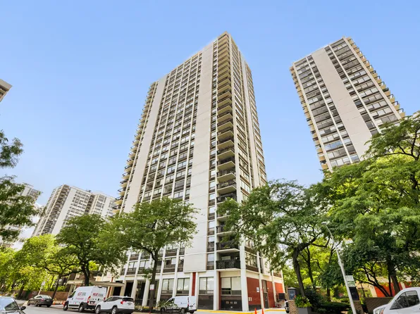 1455 N Sandburg Ter APT 2009, Chicago, IL 60610