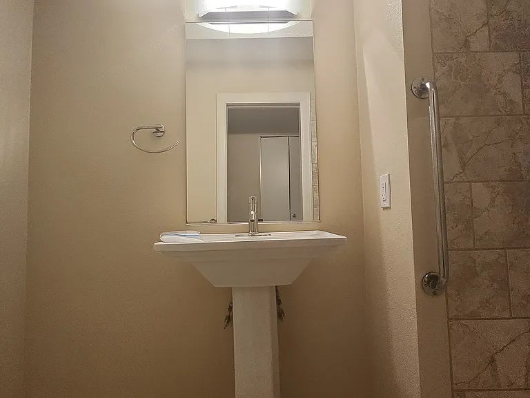 6600 SE Division St #309 — Photo 8