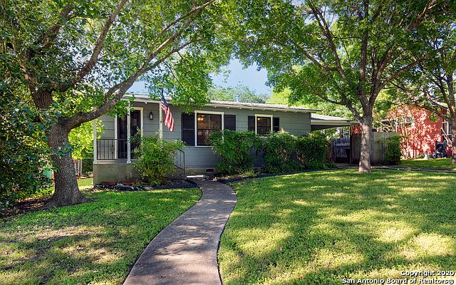 1st image of 422 Irvington Dr