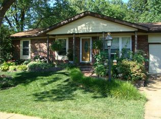 724 Stonesign Dr, Fenton, MO