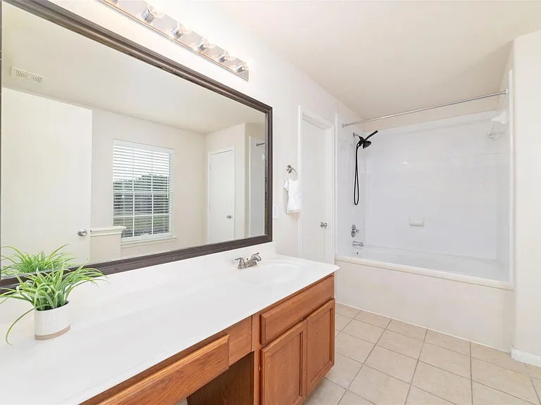 21311 Shadow River Ln — Photo 26
