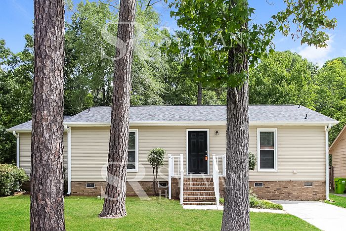1st image of 553 Parlock Rd