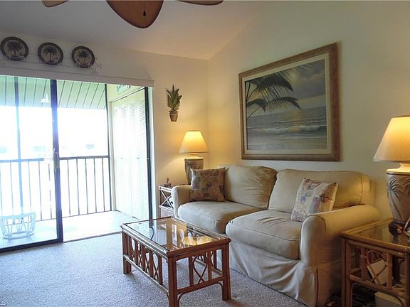 4th image of 8383 Charter Club Cir Unit 8