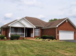 702 Loftwood Dr, Bowling Green, KY