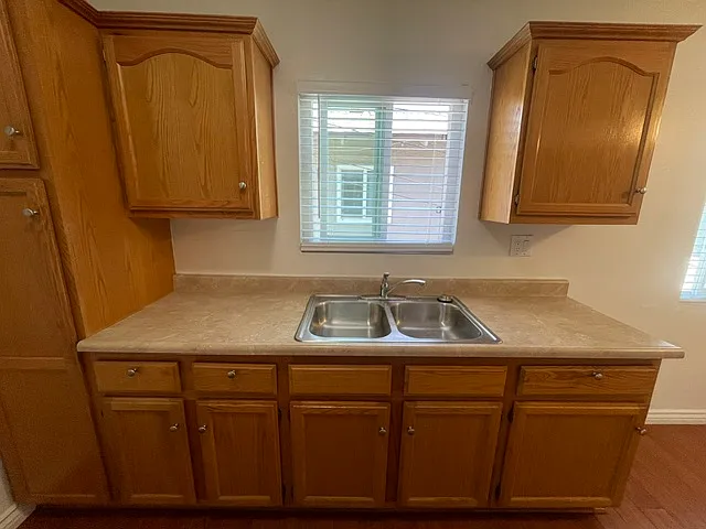 5181 Philadelphia St #4 — Photo 9
