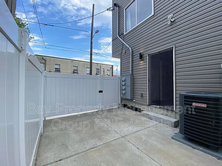 623 N 36th St #1 — Photo 21