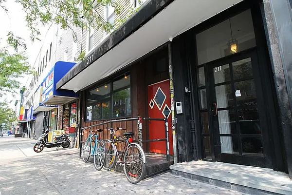 Rented by Triplemint | media 16