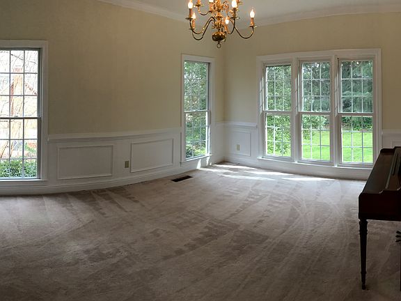 Formal dining room