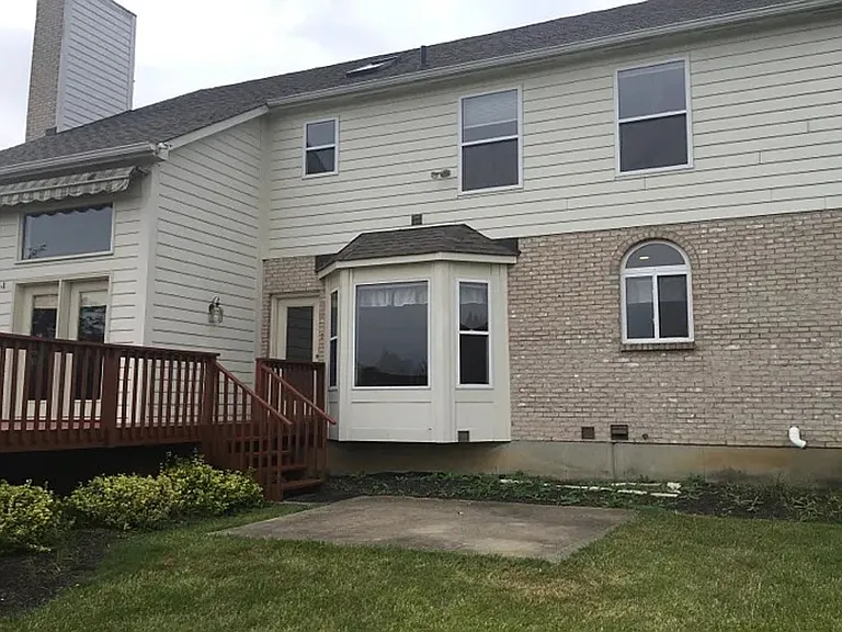 5755 Fairway Dr — Photo 2