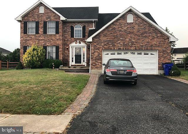 1st image of 113 Greenbrier Dr