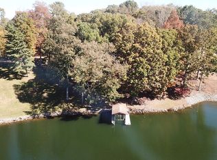 979 Redbud Ln, Moneta, VA