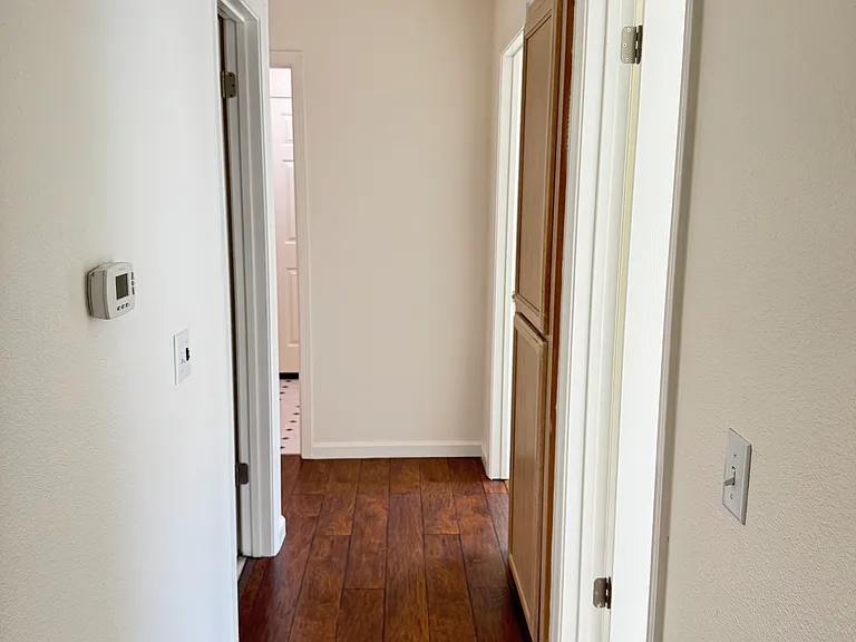 131 William Cir — Photo 31