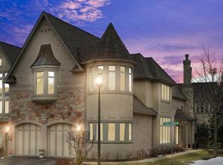 1579 W Rue James Pl, Palatine, IL 60067