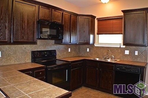 5th image of 42325 Cedarstone Ave