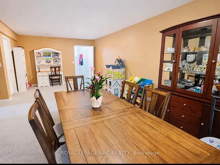 173 Autumn Cres — Photo 2
