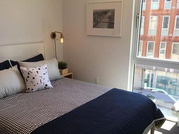 4th image of 388 Fulton St #411