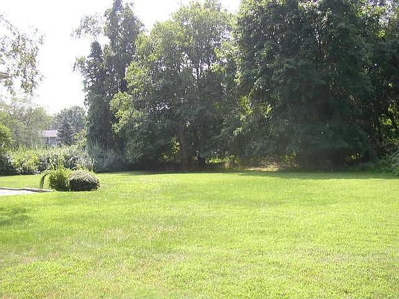 4th image of 9 Wartburg Pl