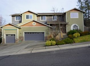 305 Woodville Way, Rogue River, OR