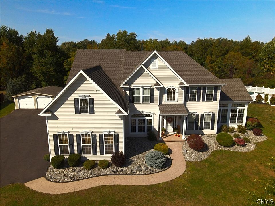 1st image of 122 Goldenrod Ln