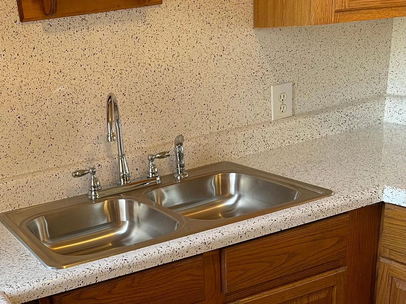 3 bed, 948 sqft, $1,050 — Photo 4