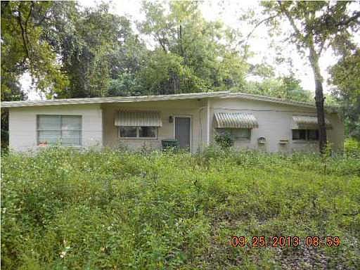 2nd image of 226 Ruby Ave