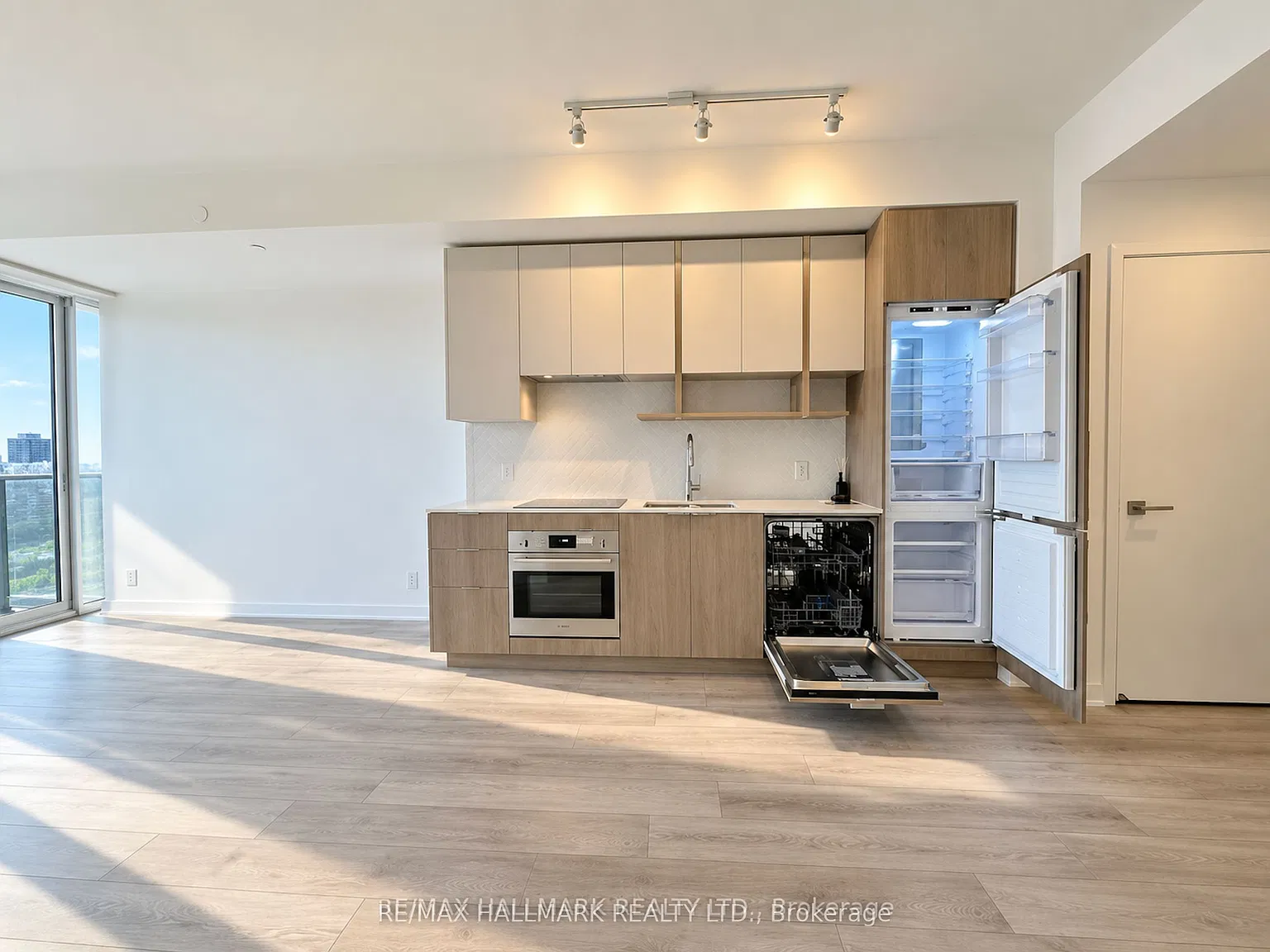 1 bed, $2,190 — Photo 3