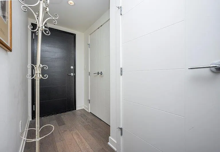 930 6th Ave SW #2801 — Photo 7