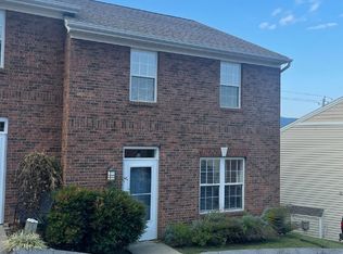 66 Vancott Ct, Clyde, NC 28721