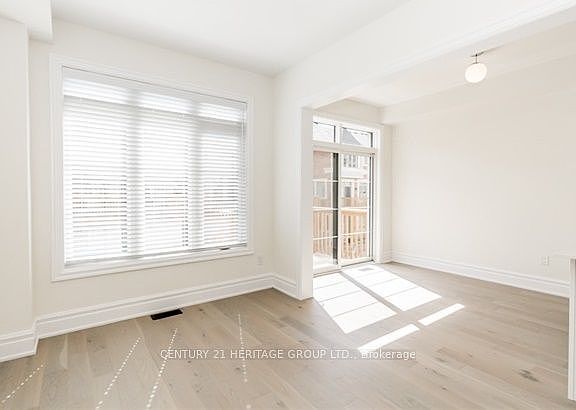4th image of 35 Farooq Blvd
