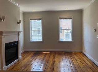 115 Bartlett St #1, Boston, MA 02129