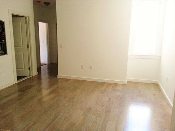 5th image of 1623 N Willington St APT 2A