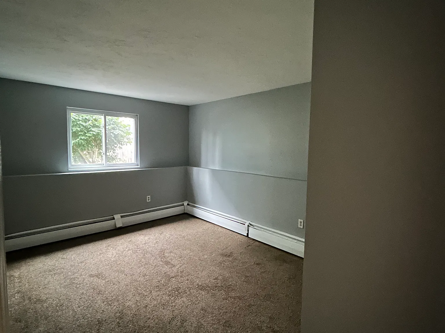 2 bed, 740 sqft, $1,700 — Photo 4