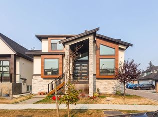 12785 59a Ave, Surrey, BC V3X1T4