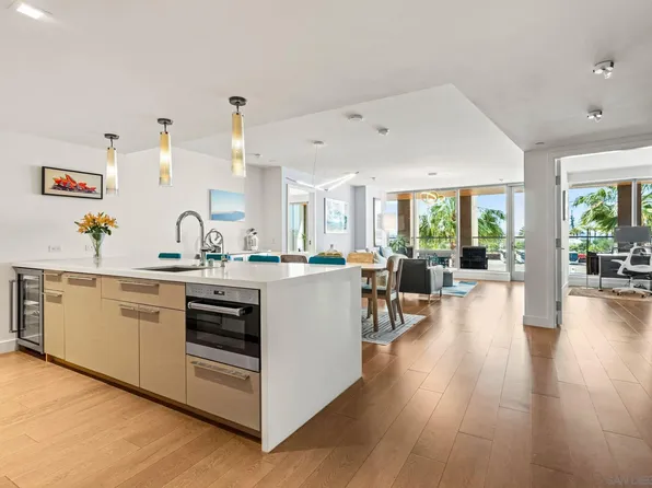 888 West E St #307, San Diego, CA 92101