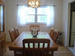 3rd image of 12 Sylvan Ln