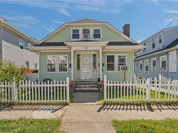 30 Cliffdale Ave, Cranston, RI 02905