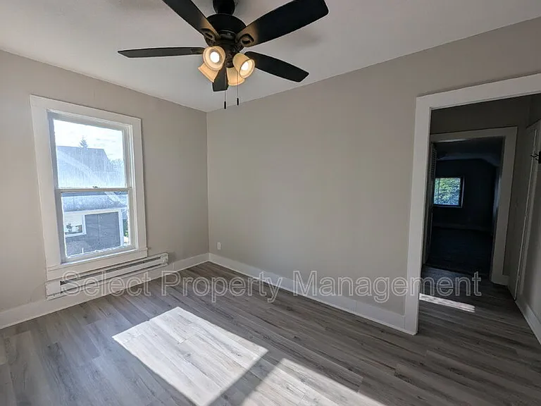 1235 Huestis Ave #B — Photo 7