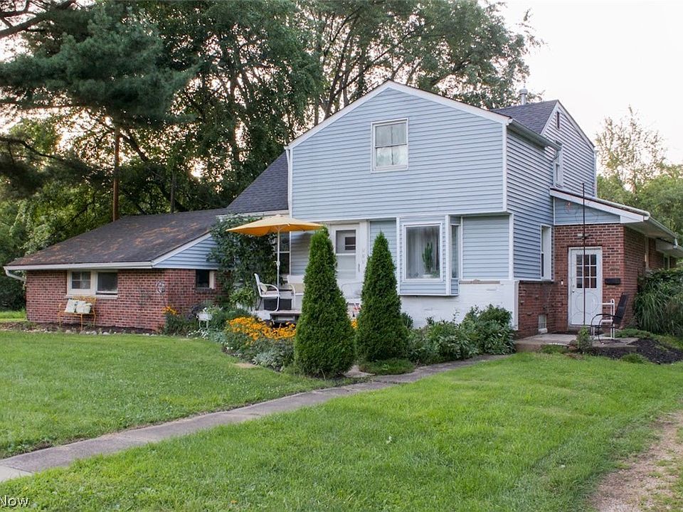 1st image of 551 Harris St