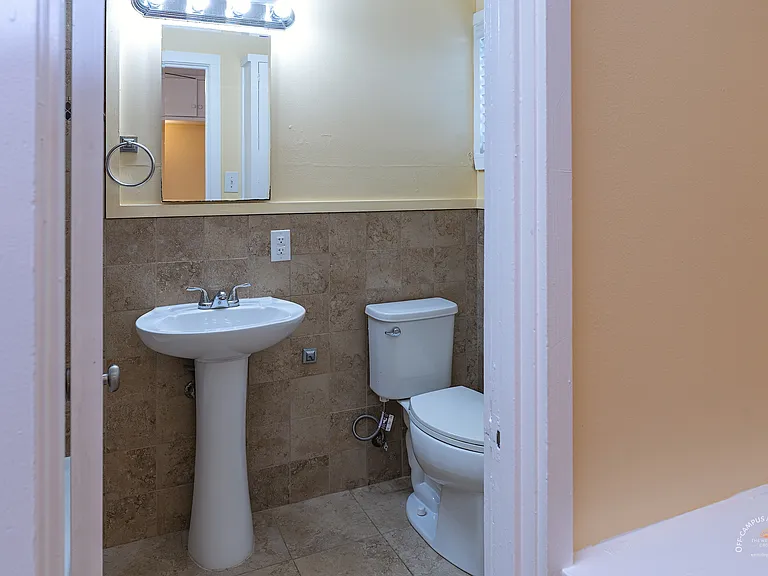 Rio Grande Apartments — Photo 9