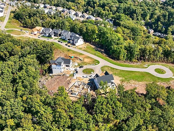 4th image of 784 Summit Oaks Ct Lot 82
