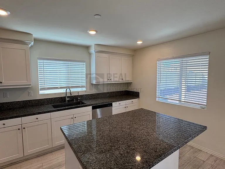29555 Copper Hill Ct — Photo 6