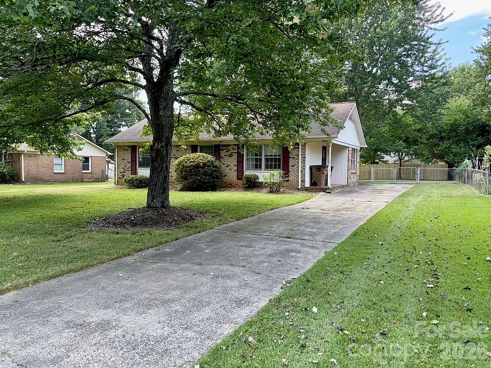 2nd image of 8211 Wynnview Rd
