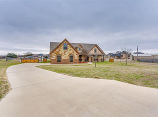 155 Cornerstone Ln, Springtown, TX 76082