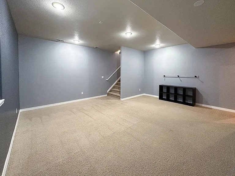 2705 Stone Creek Rd — Photo 25