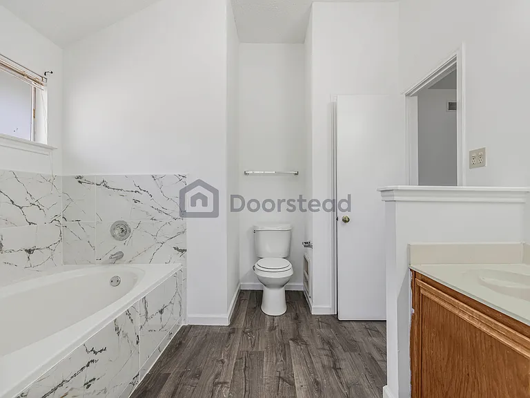 4707 Fallenash Dr — Photo 43